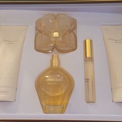 BCBG Maxazria Bon Chic  Eau  De  Parfum