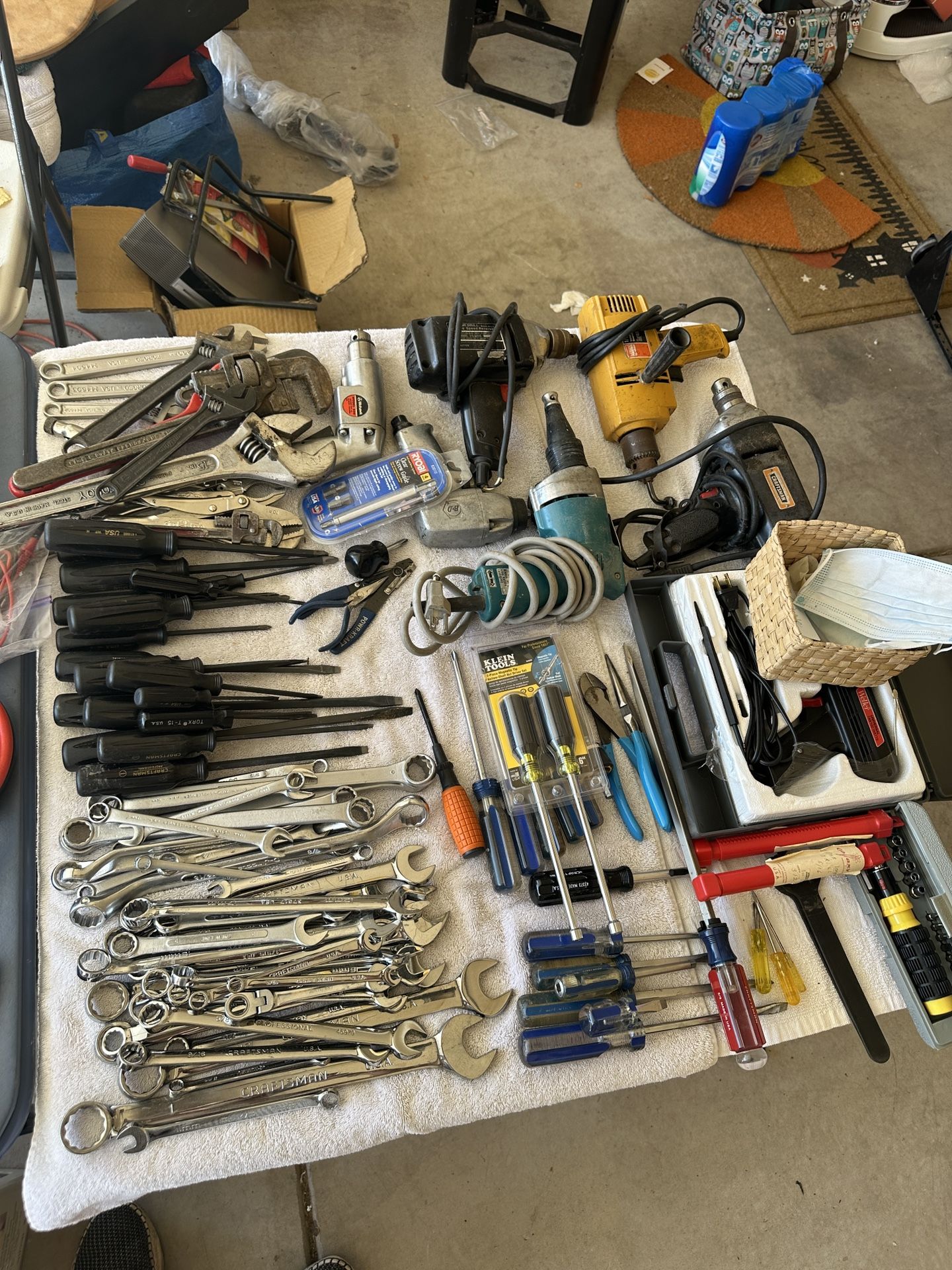 SATURDAY GARAGE SALE