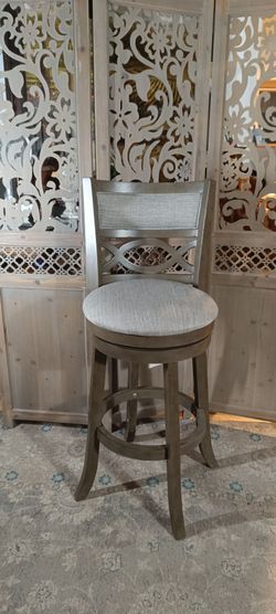 Bar stool