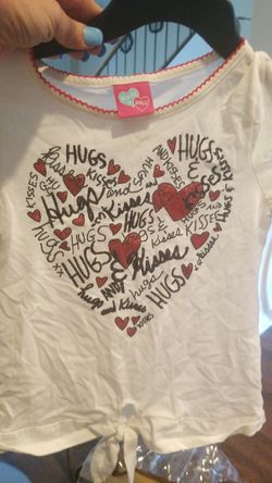 Camisa . Mangas largas de niña