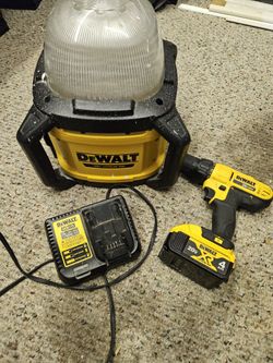 Dewalt Hammer Drill And Work Light 