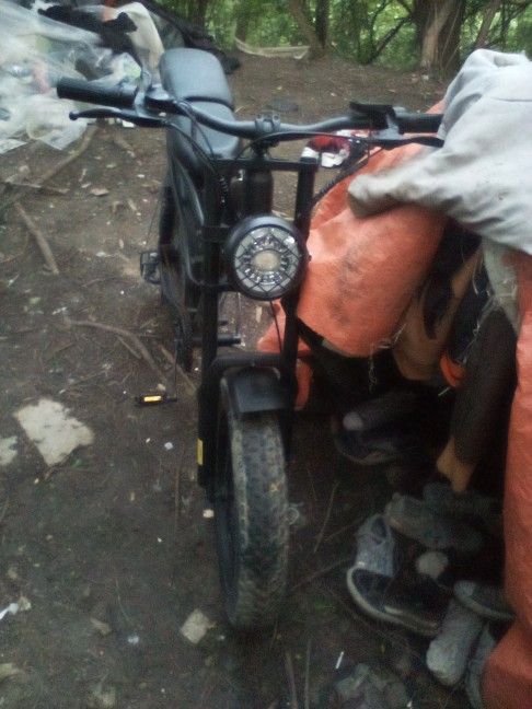 Z8 Shimano Electric Bike