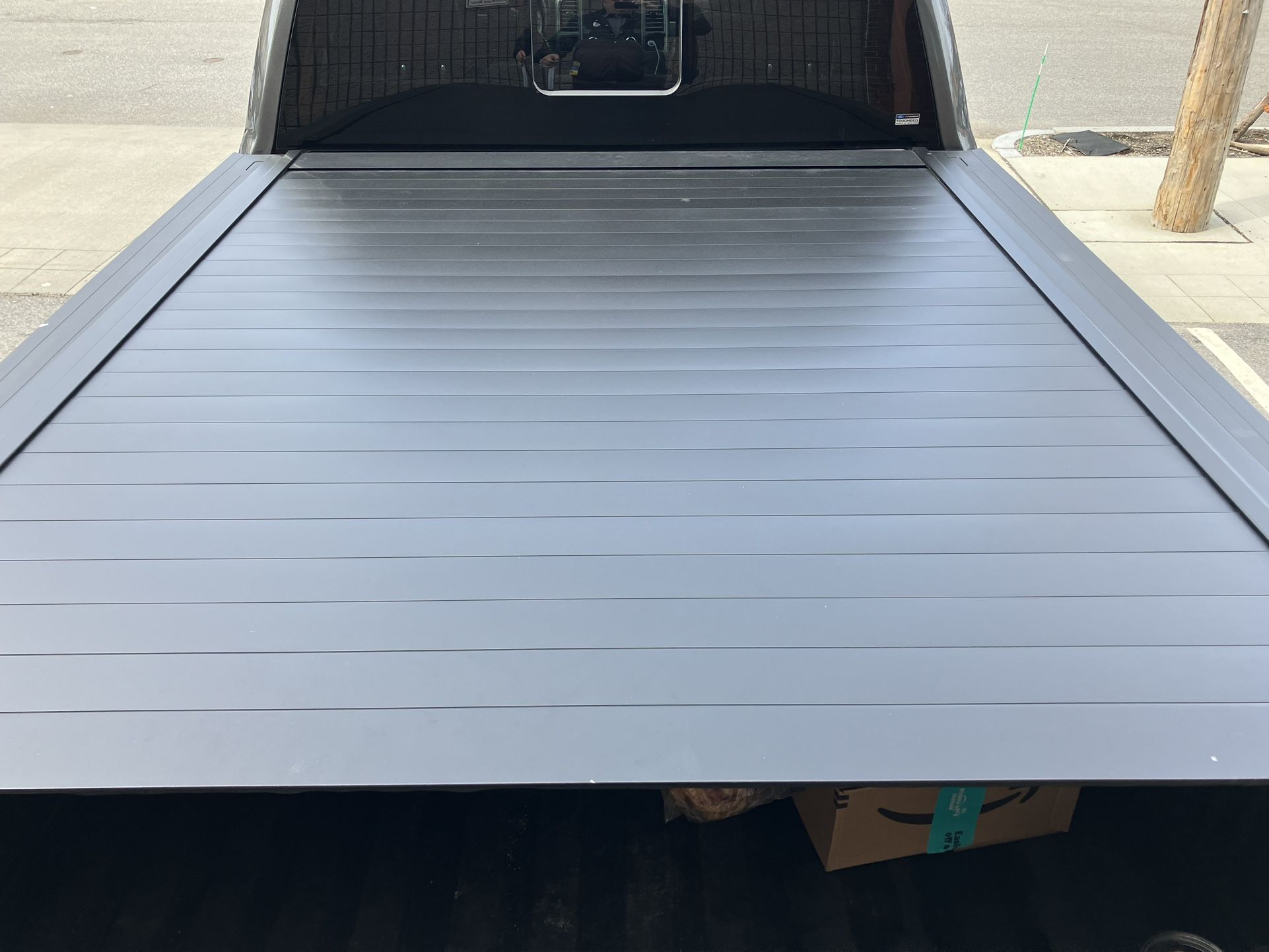 Retrax Aluminum Tonneau Cover