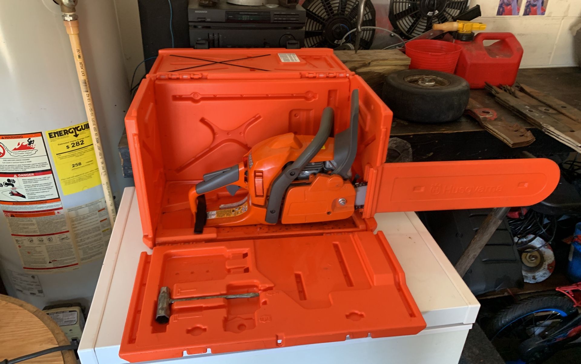 Husqvarna Chainsaw
