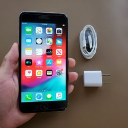 iPhone 6 Plus - UNLOCKED - Like New 