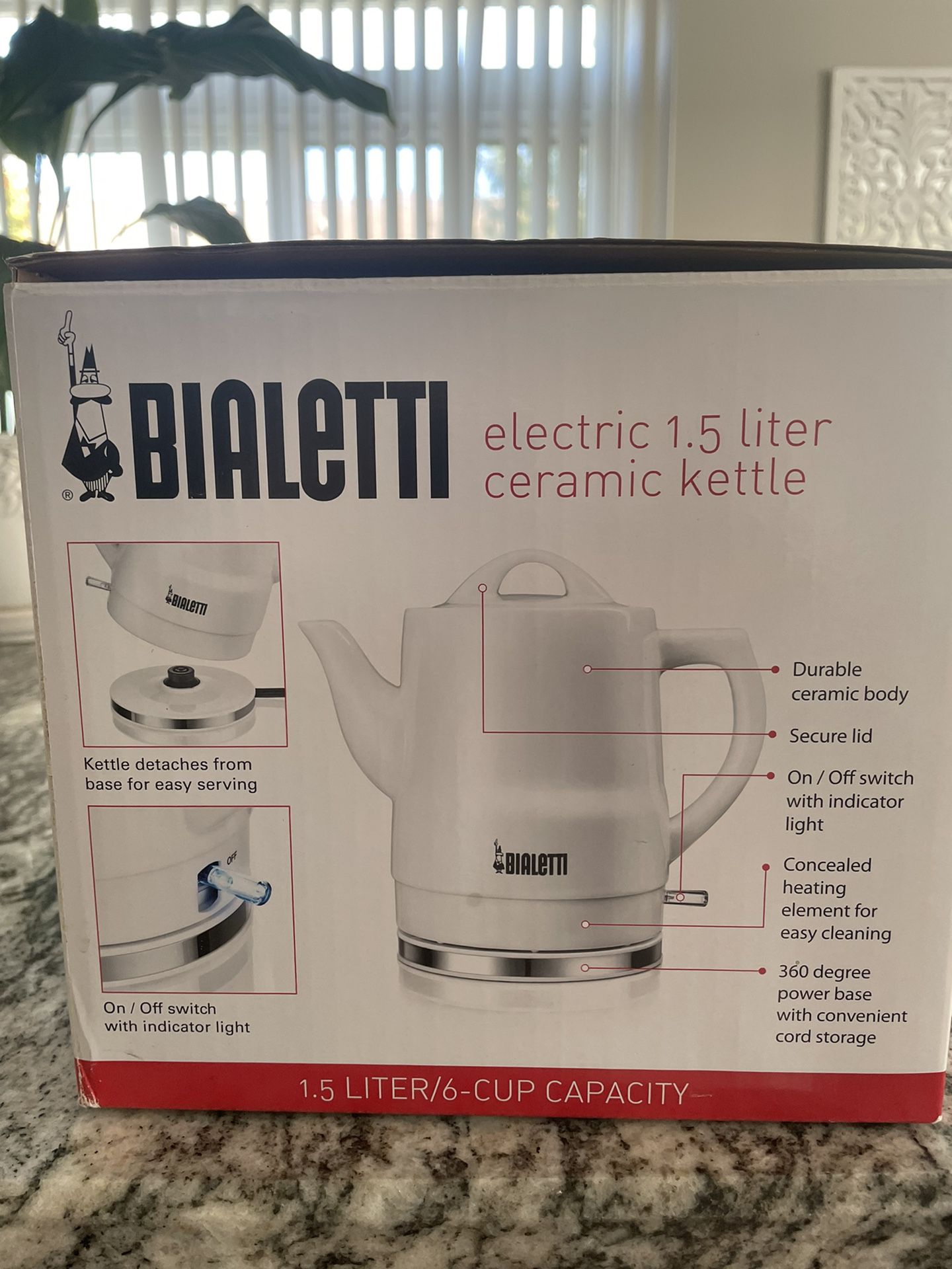 Bialetti 1.5-Liter Cordless Ceramic Kettle
