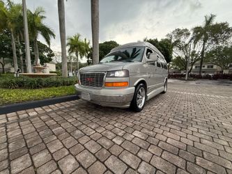 2005 gmc Savana explorer limited se 5.3L