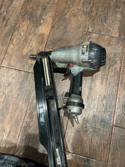 Nail gun