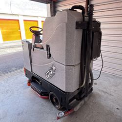 Tomcat CRZ V2.0 Rider Scrubber