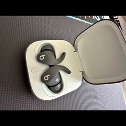 Beats fit pro