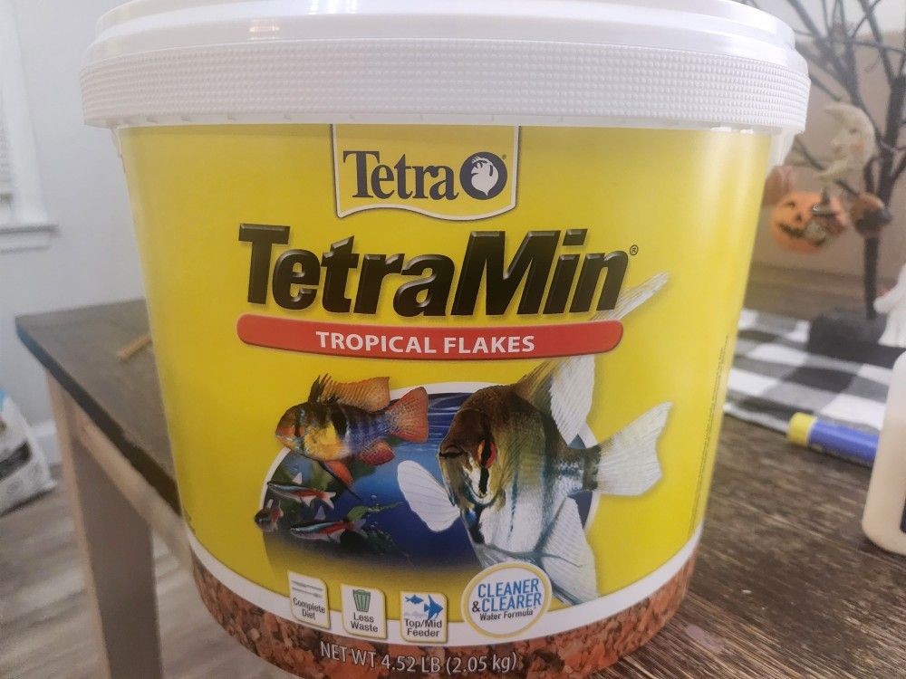 Tetra Min Tropical Flakes