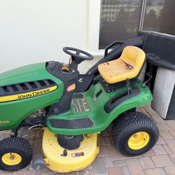 2016 John Deere D105