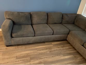 Large Gray 2-Piece Sectional Sofa – Excellent Condition - $500