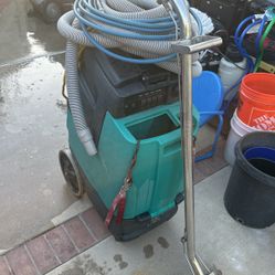 Carpet Extractor