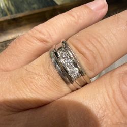 14K White Gold Natural Diamonds Nice Men’s Ring 