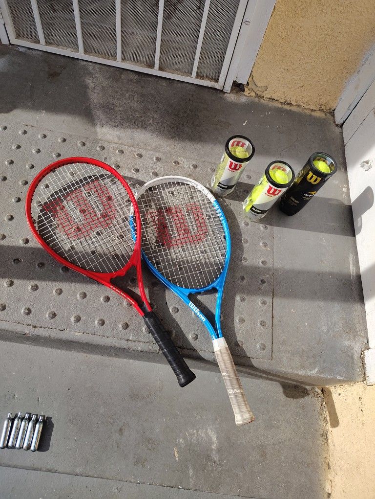 Wilson tennis Rackets And Balls