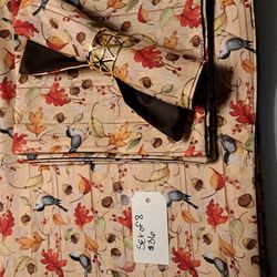Set of matching handmade placements and napkins