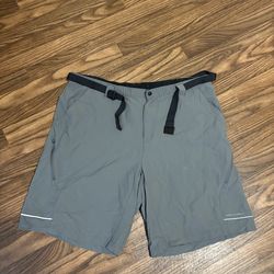 Columbia Titanium Men’s Shorts W Omni Shield Size XL