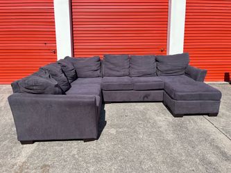 Sectional Couch (Delivery Available)