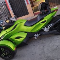 2010 CanAm Spyder