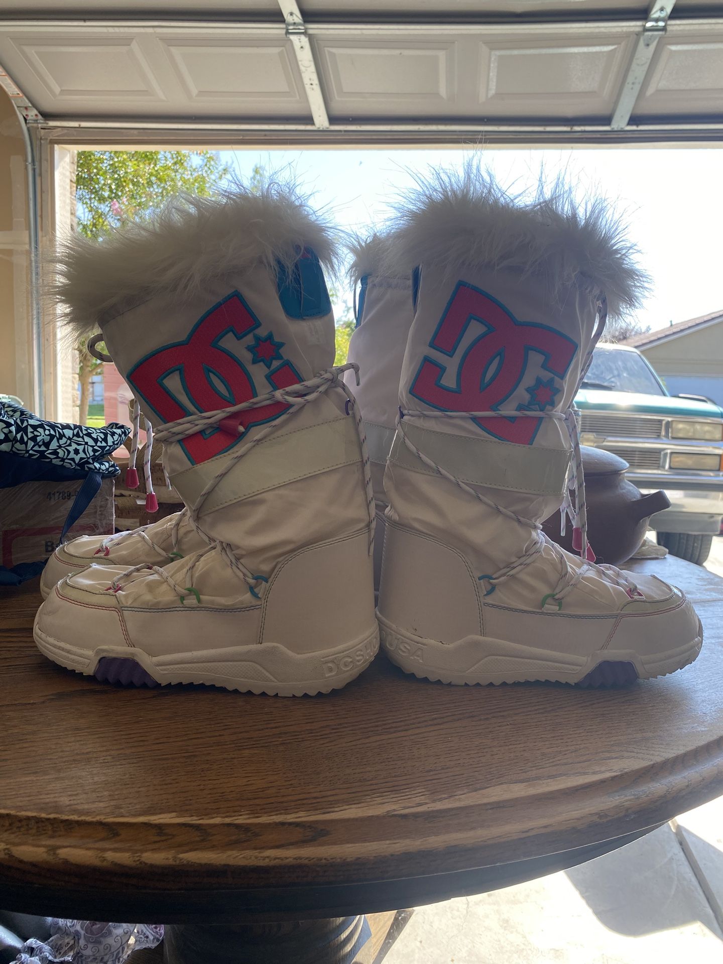 DC SNOWBOARD BOOTS