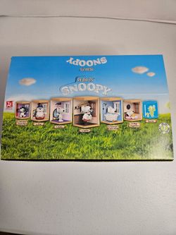 Peanuts Snoopy Hero Box Home Sweet Home Series Blind-Box Mini-Figure 