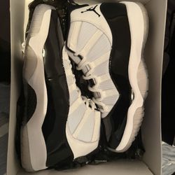 Men’s Jordan 11