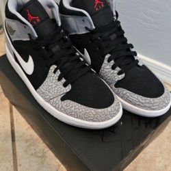 Jordan 1Mid SE & Jordan 6's (BUNDLE)