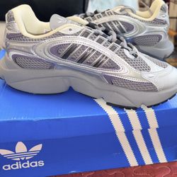 Adidas Originals Women's Ozmillen