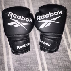 Reebok 14oz Boxing Gloves