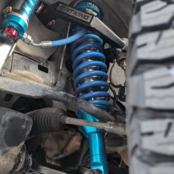  King 2.5s W/ Adj Front And Rear For 05-23 Tacoma 