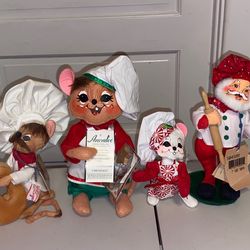 4 Annalee Mobilitee felt mix lot chef Santa cook donuts Mouse