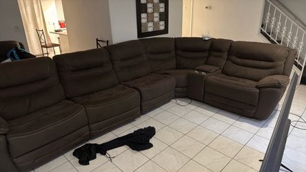 Couch sectional