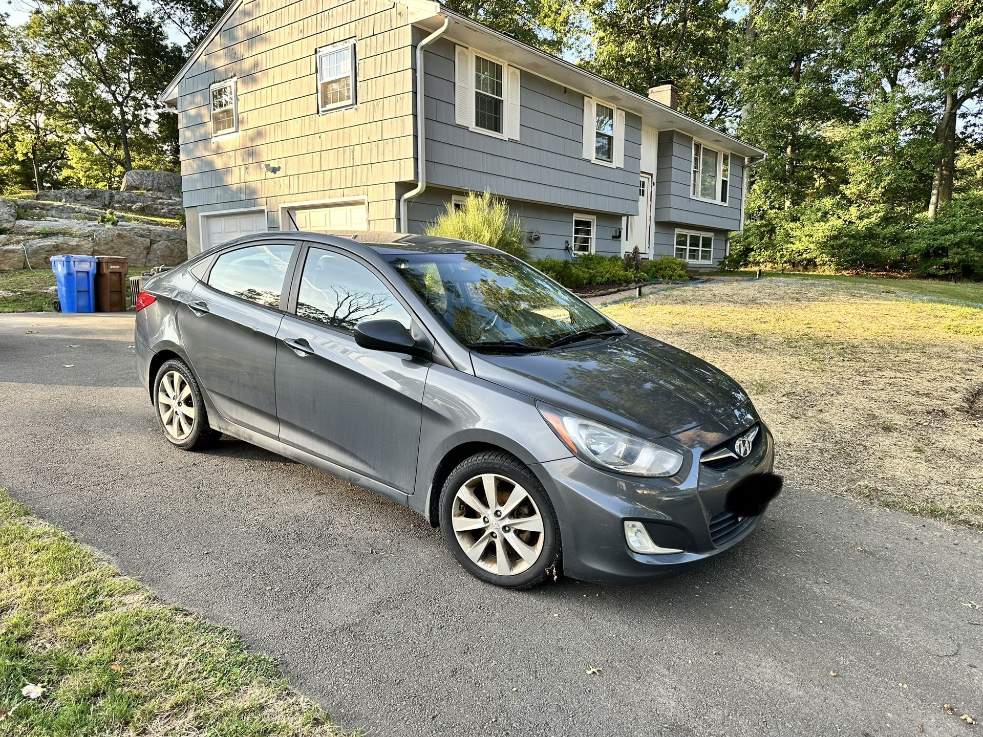 2012 Hyundai Accent