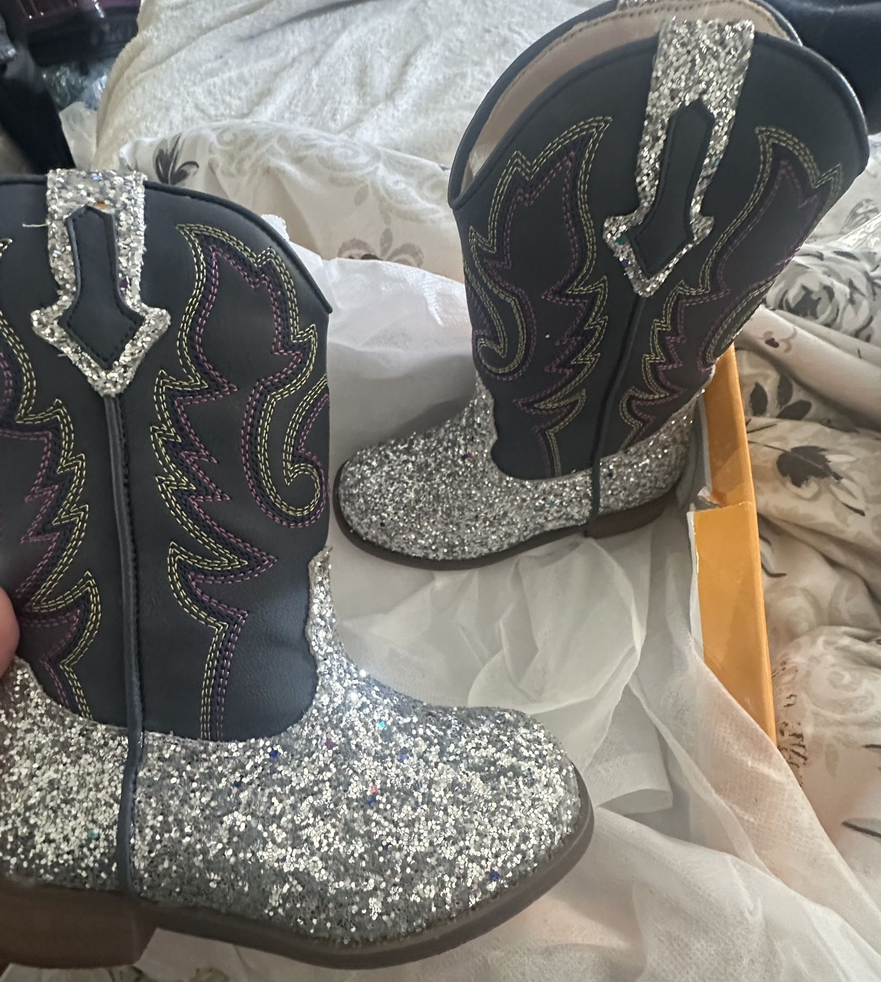 Brand New Toddler Sz 7 Boots