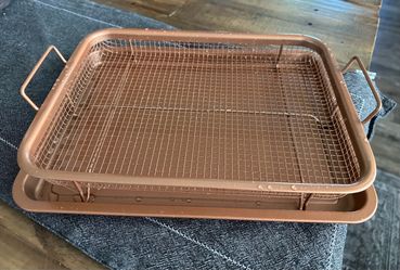 Non Stick Oven Crisper Tray - Air Fry Basket & Tray
