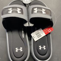 Under Armour UA Slides Brand New Size 13
