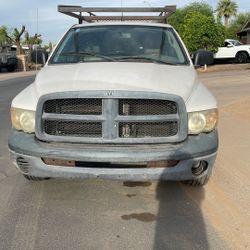 2004 DODGE RAM 