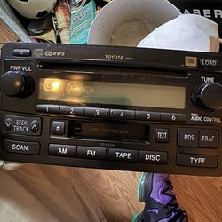 2003 Toyota Sequoia Radio 