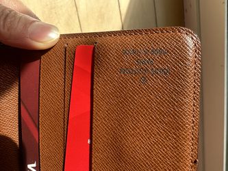 Louis Vuitton Wallet —authentic for Sale in Skok, WA - OfferUp