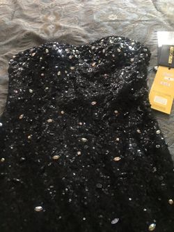 black dress size 4 brand new