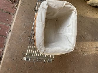 Wicker Basket With Lining