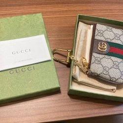 Authentic Gucci Change/ID wallet