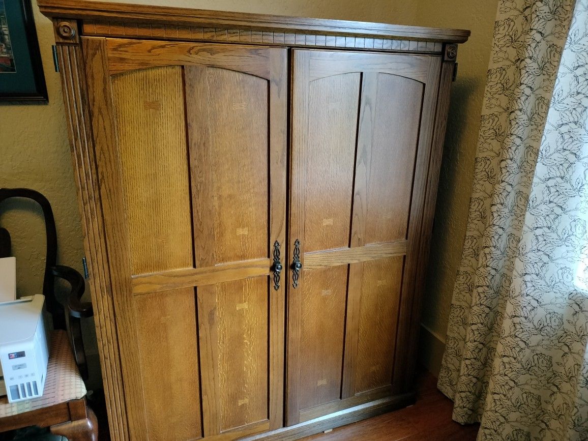 Computer Desk Armoire