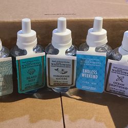 5 X Bath And Body Works Wallflowers 