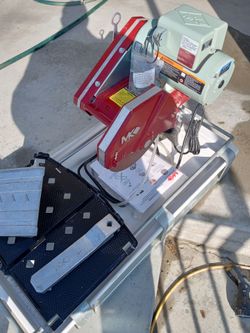 MK10" Tile Saw. In very good condition.