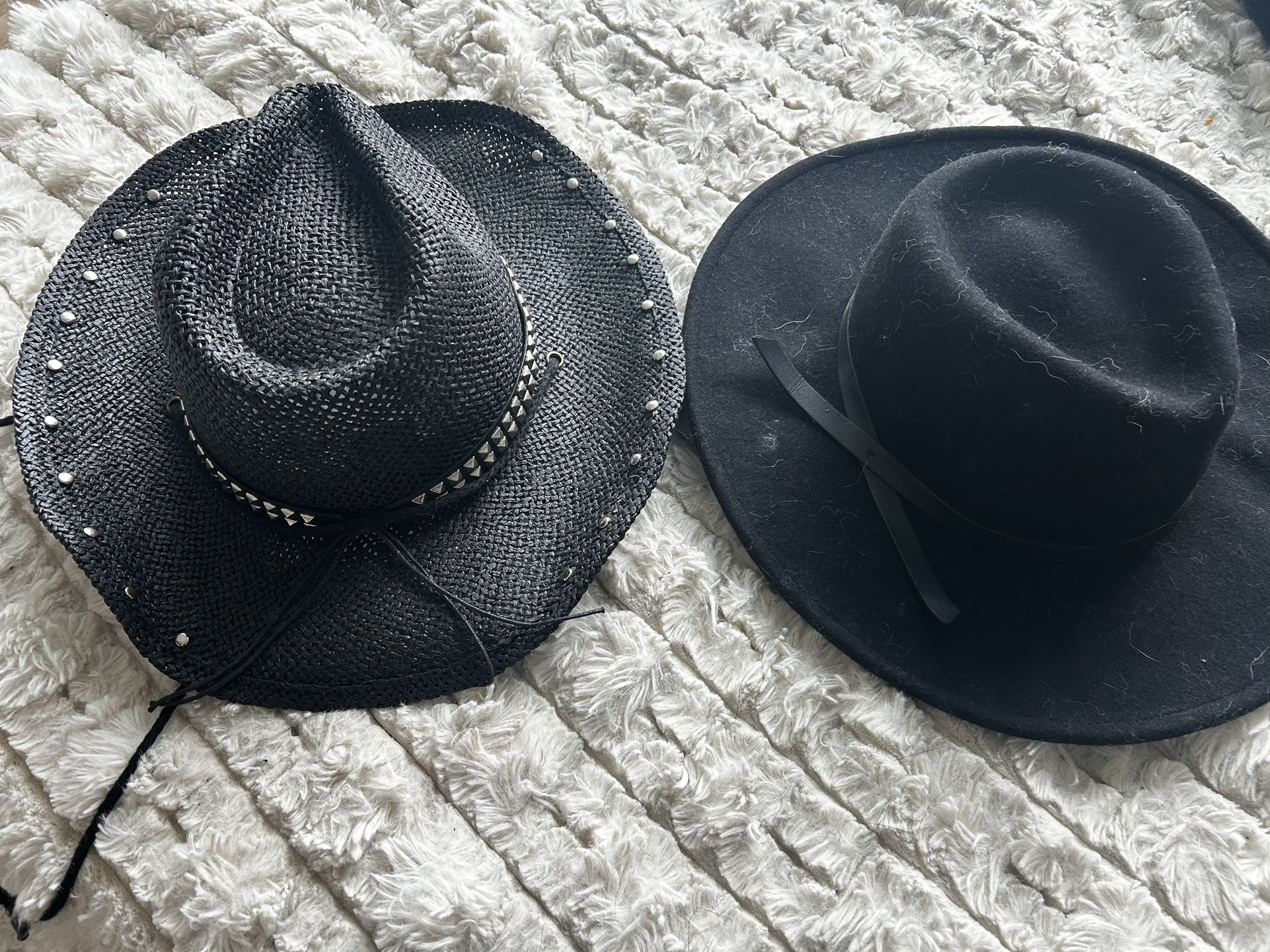 Women Hats !10 Each!