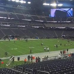 RAIDERS TICKETS