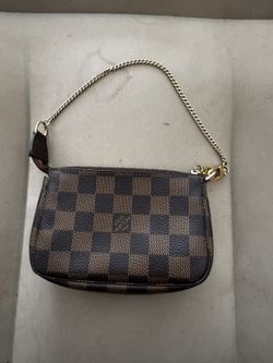 Louis Vuitton Mini Pochette