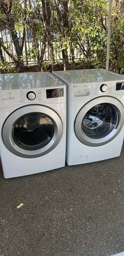 Washer and dryer lg white